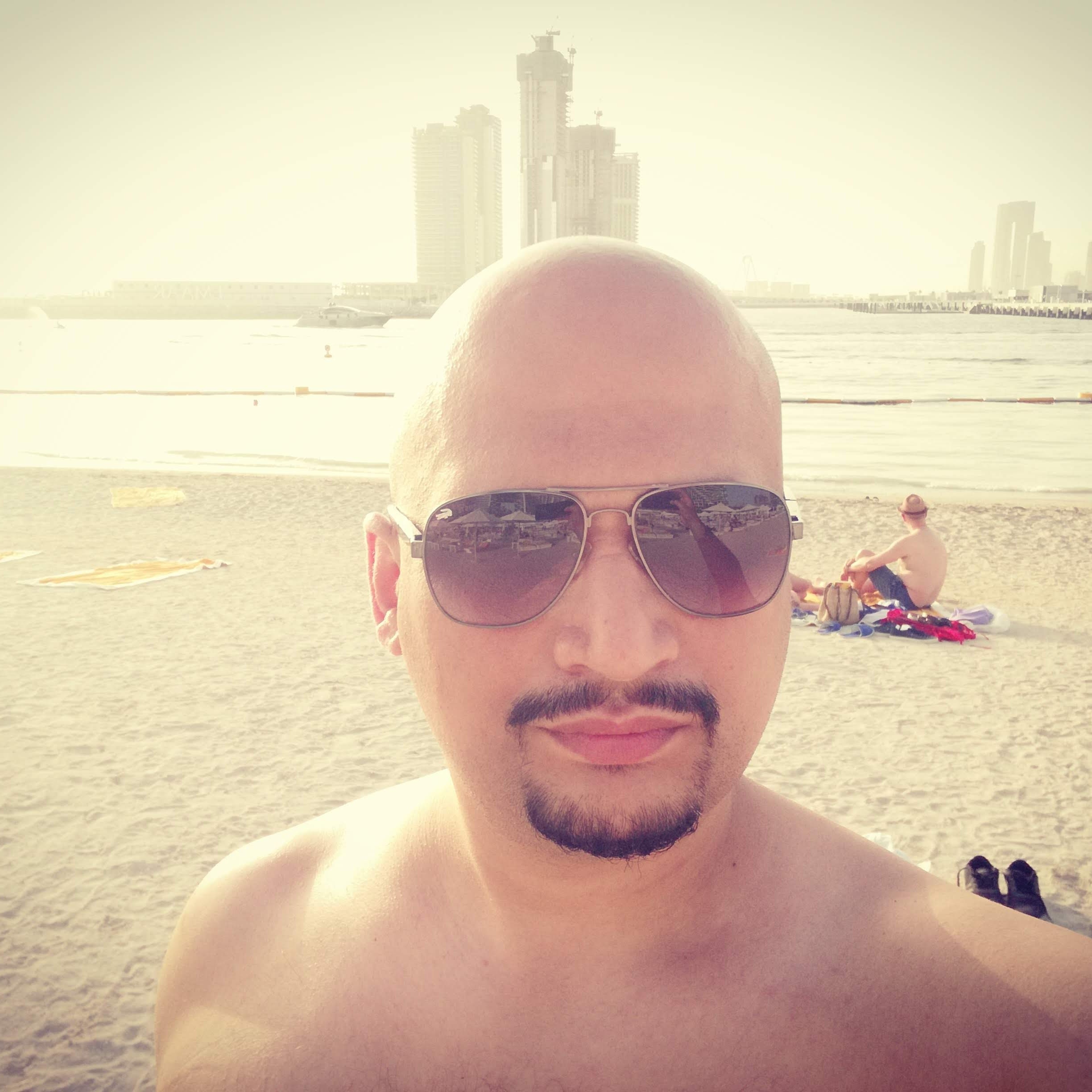 ���� ����mmmm