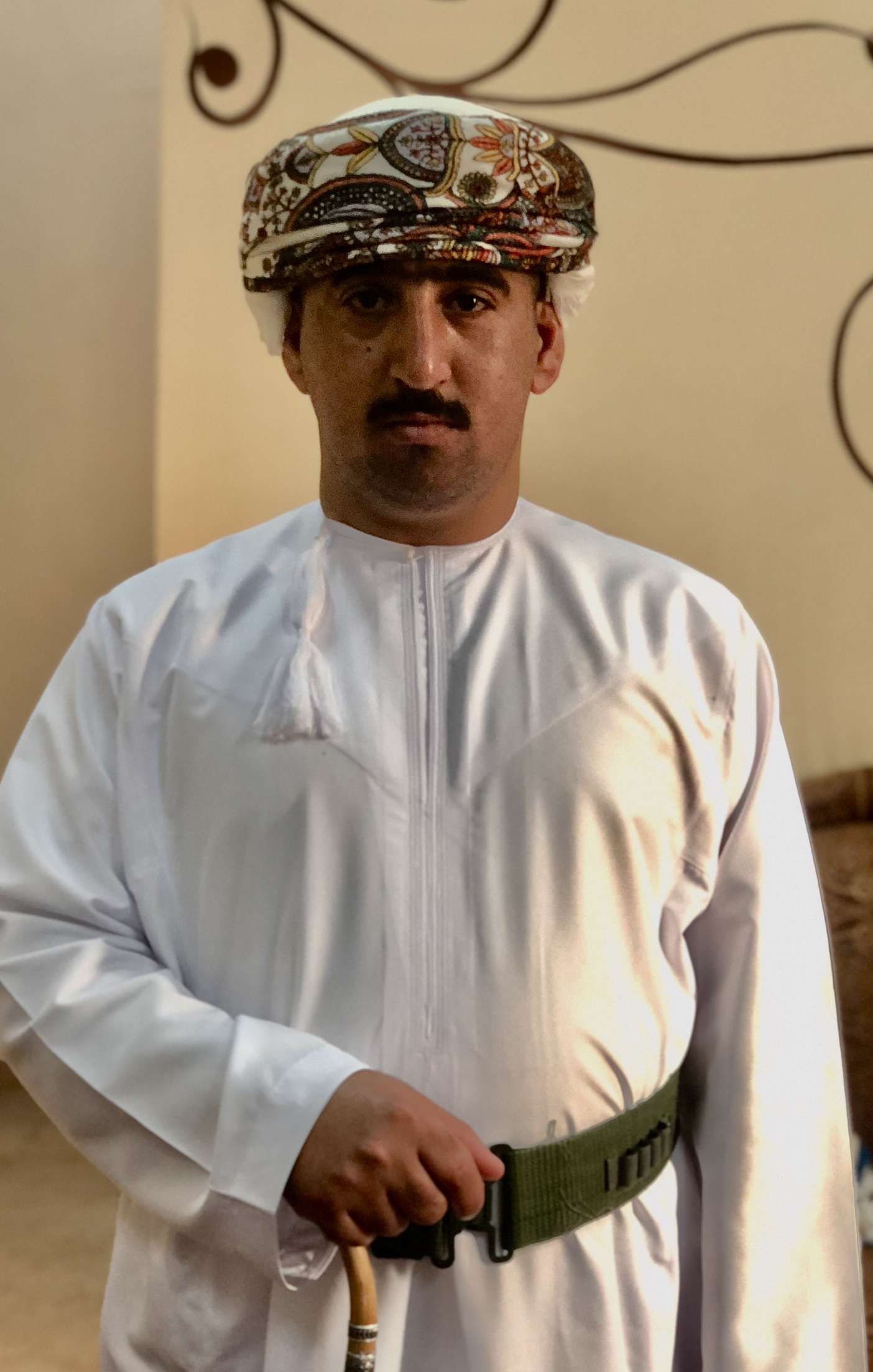 Malk Alkalbani_r_aOB