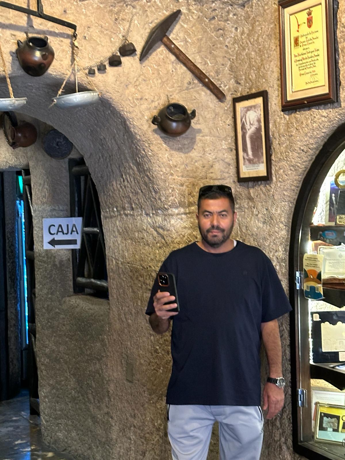 Jamal Al-Qleet_N9q2t